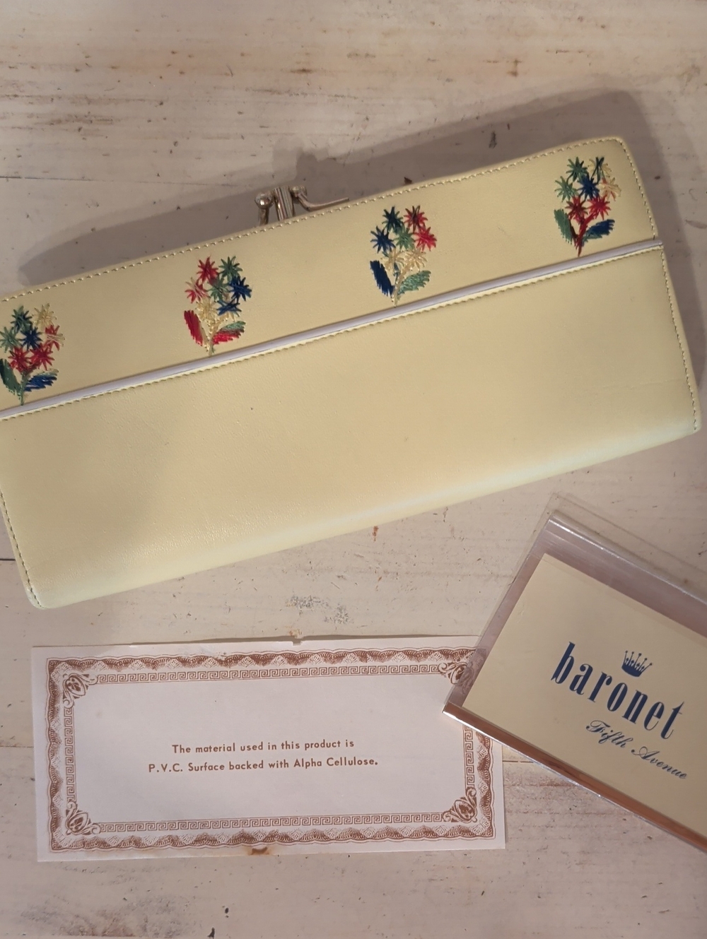 Vintage 1960s Baronet Kiss Lock Yellow Floral Embroidered Wallet Clutch